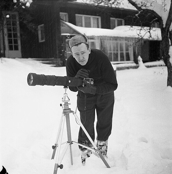 File:Goran Jarborg, Portrait of photographer Pål-Nils Nilsson February 20, 1956.jpg