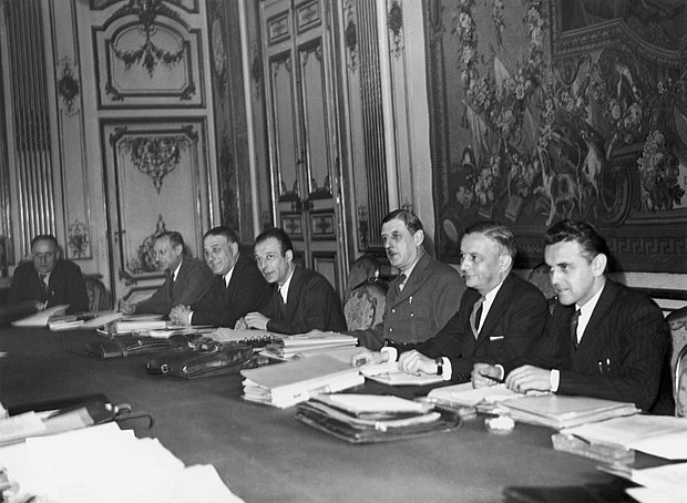 Council of Ministers of the Provisional Government meeting in Paris, 2 November 1945