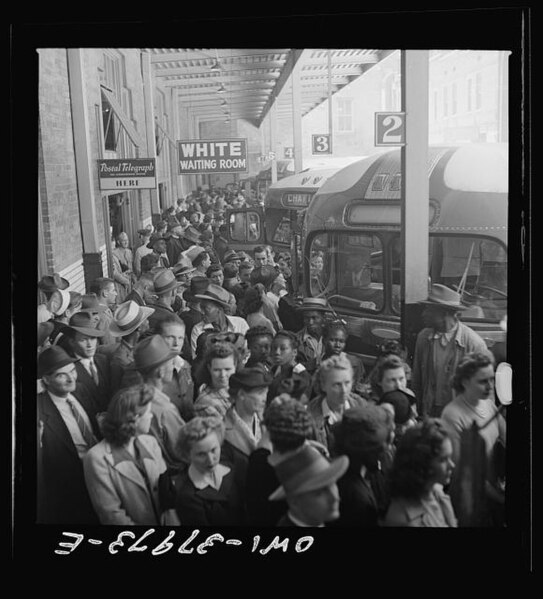 File:Greyhound bus trip from Louisville, Kentucky, to Memphis, Tennessee, and the terminals. Waiting for the bus at the Memphis termina.jpg