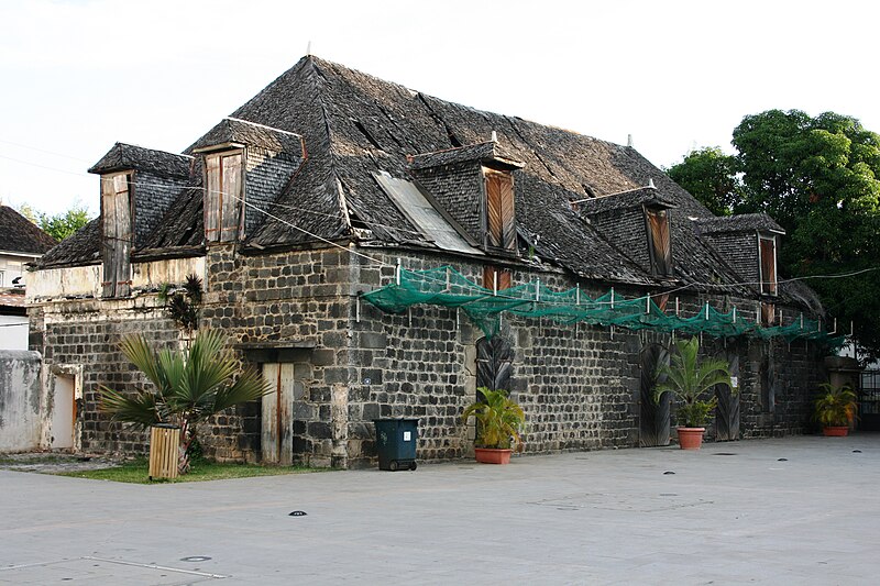 File:Hôtel-des-Postes-de-Saint-Leu.JPG