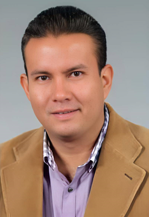 Headshot of Herbert Salvatierra