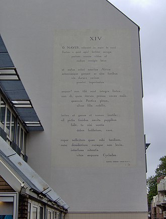 Odes 1.14 - Wall poem in Leiden Horatius - Boek I Ode XIV - Cleveringaplaats 1, Leiden.JPG