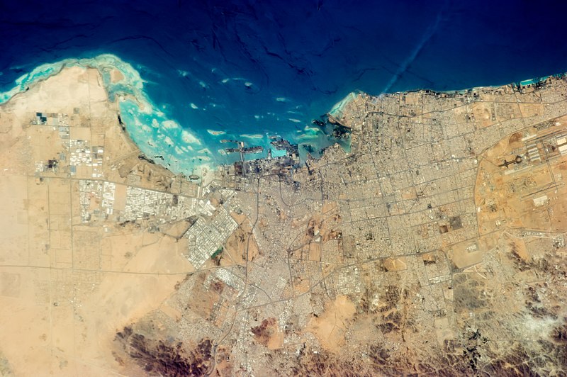 File:ISS034-E-055554 Jeddah - Saudi Arabia.jpg