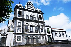 Igreja de Nossa Senhora do Carmo، anexa ao Convento do Carmo، Horta، ilha do Faial، Açores، Portugal. JPG