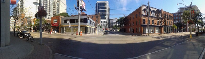 File:Intersection of Princess and King -- Pano, 2014 07 12 (2).jpg