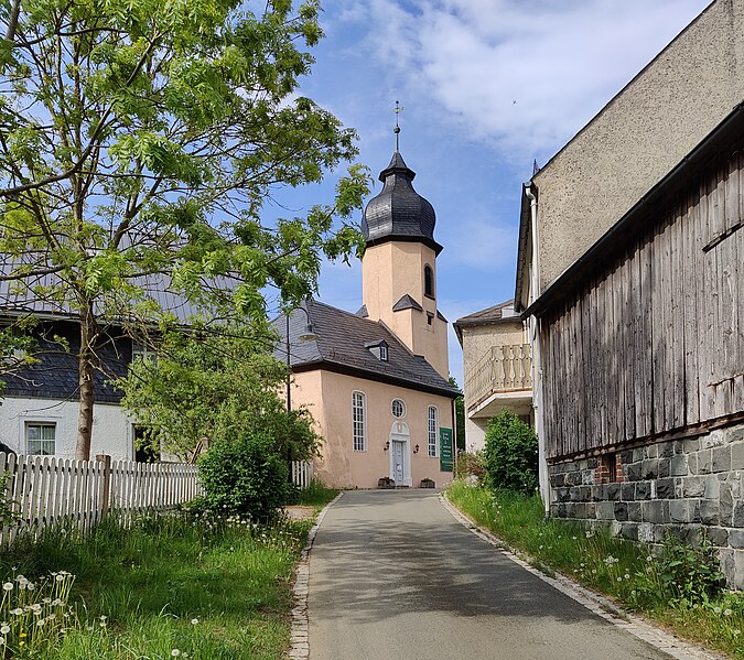 File:Isaar, Pfarrkirche (18).jpg