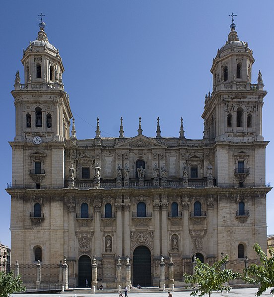 File:Jaén-Catedral de la Asunción VPSM-20110919 (cropped).jpg