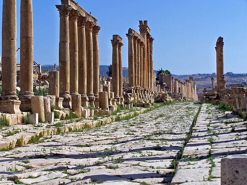 File:Jerash cardo-maximus.jpg