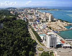 Pemandangan bandar Kota Kinabalu