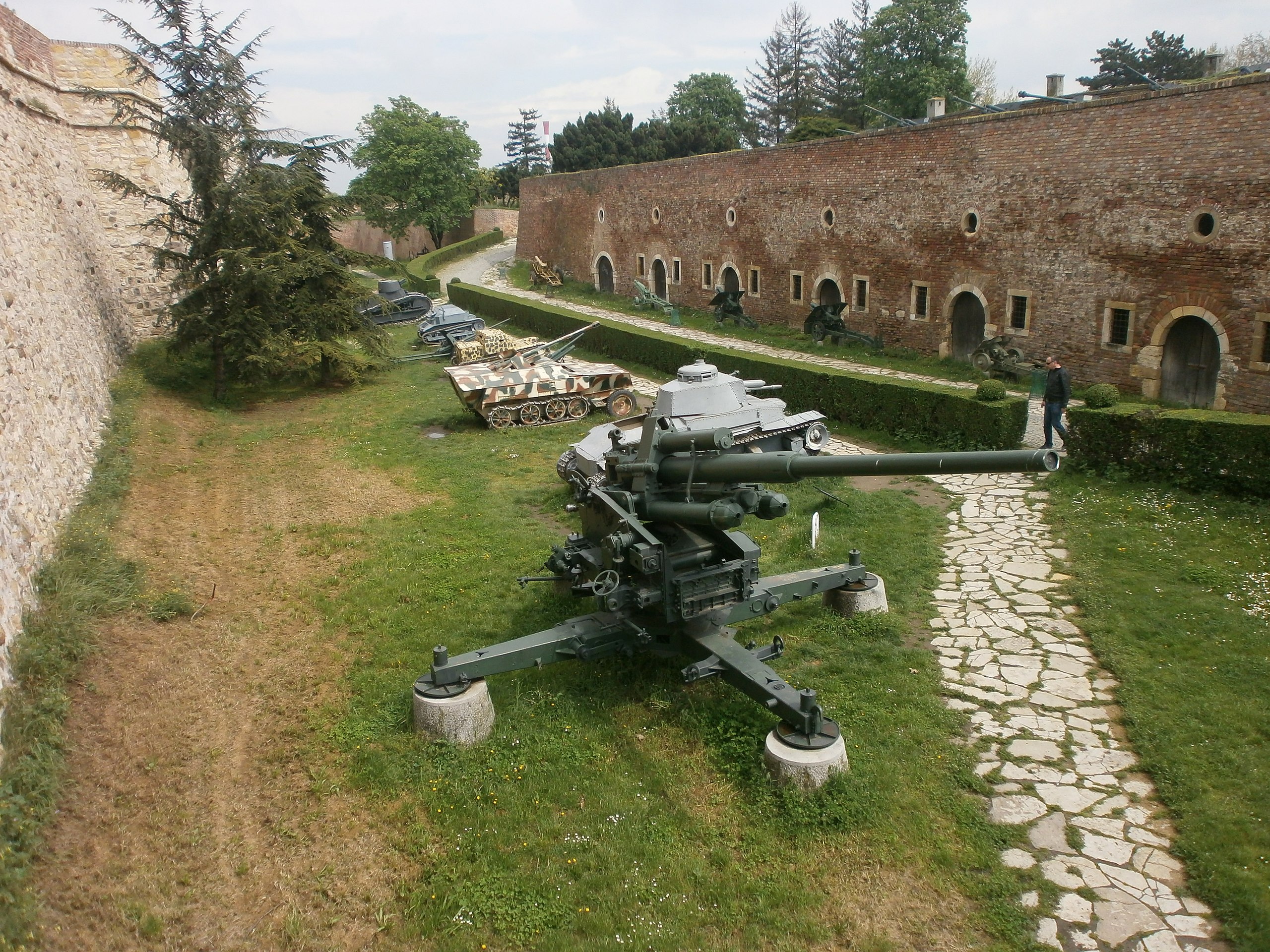 Belgrade Fortress - Wikipedia