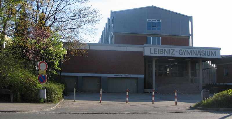 File:Leibniz Gymnasium Altdorf.jpg