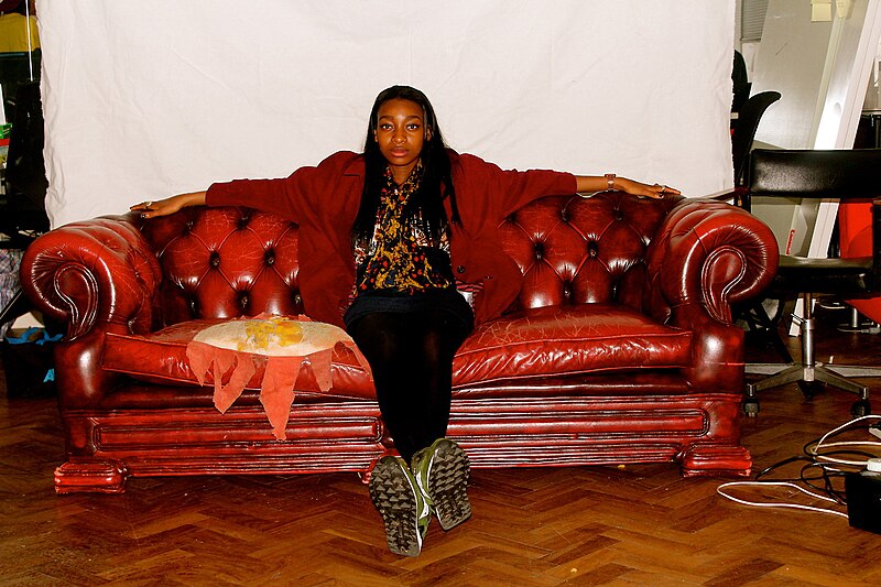 File:Little Simz.jpg