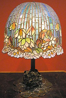 Лампа «Лили», Луис Комфорт Тиффани, США, 1900–1910 годы