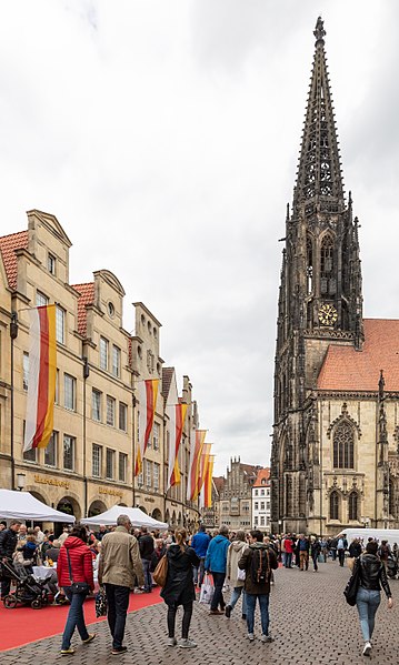 File:Münster, Prinzipalmarkt, Hansemahl -- 2018 -- 2288.jpg