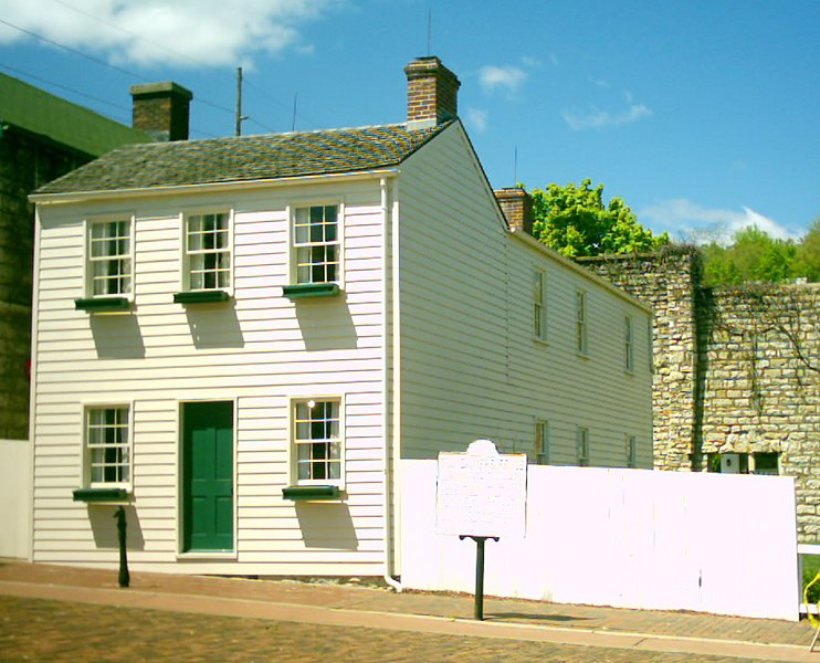 File:Mark Twain's Boyhood Home; Hannibal, MO.jpg