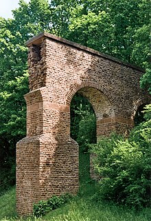 1961 reconstructed aqueduct near Mechernich-Vussem Mechernich-Vussem Aquaduktbrucke.jpg