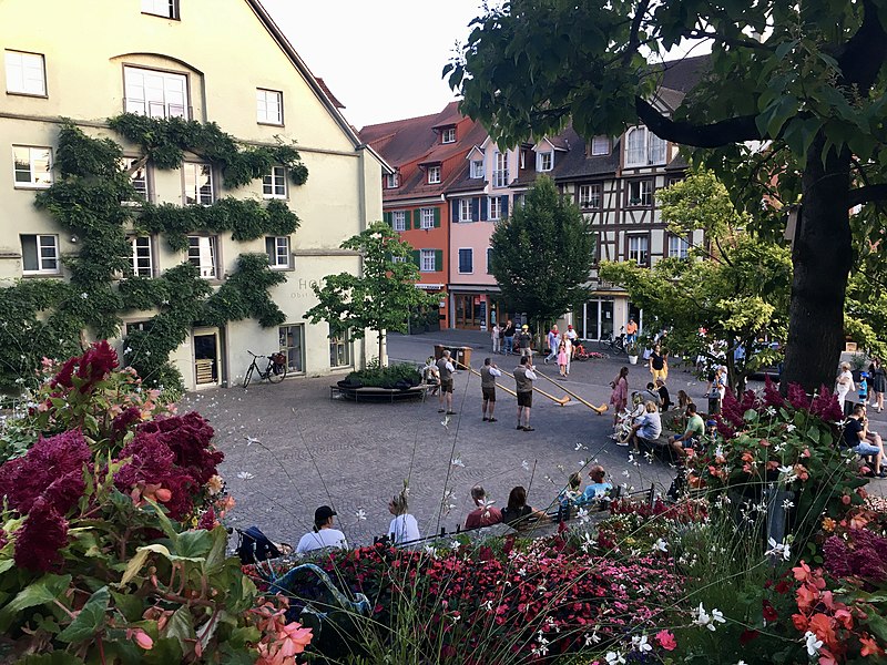 File:Meersburg, Alphörner.jpg