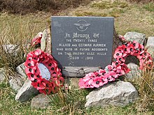 Vue de la plaque commémorative aux victimes des accidents aériens durant la Seconde Guerre mondiale.