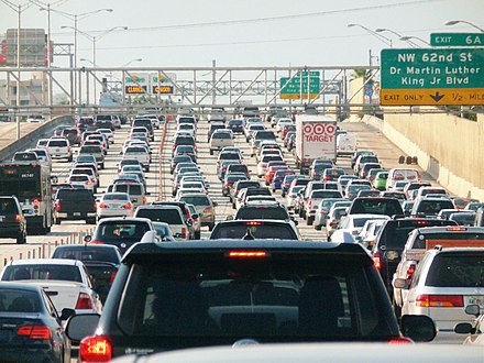 Rush hour traffic in Interstate 95 in Miami