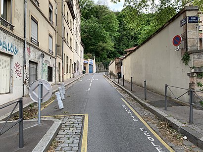 Comment aller à Montée de l'Observance en transport en commun - A propos de cet endroit