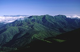 Nipesotsu-Maruyama Volcanic Group'tan Ishikari Dağı 2005-08-17.jpg