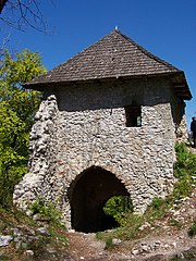 Muráň Castle gate 01.JPG