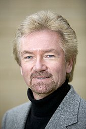 Edmonds in February 2006 Noel Edmonds 2006.jpg