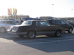 Oldsmobile Cutlass 442 (9279392076) .jpg