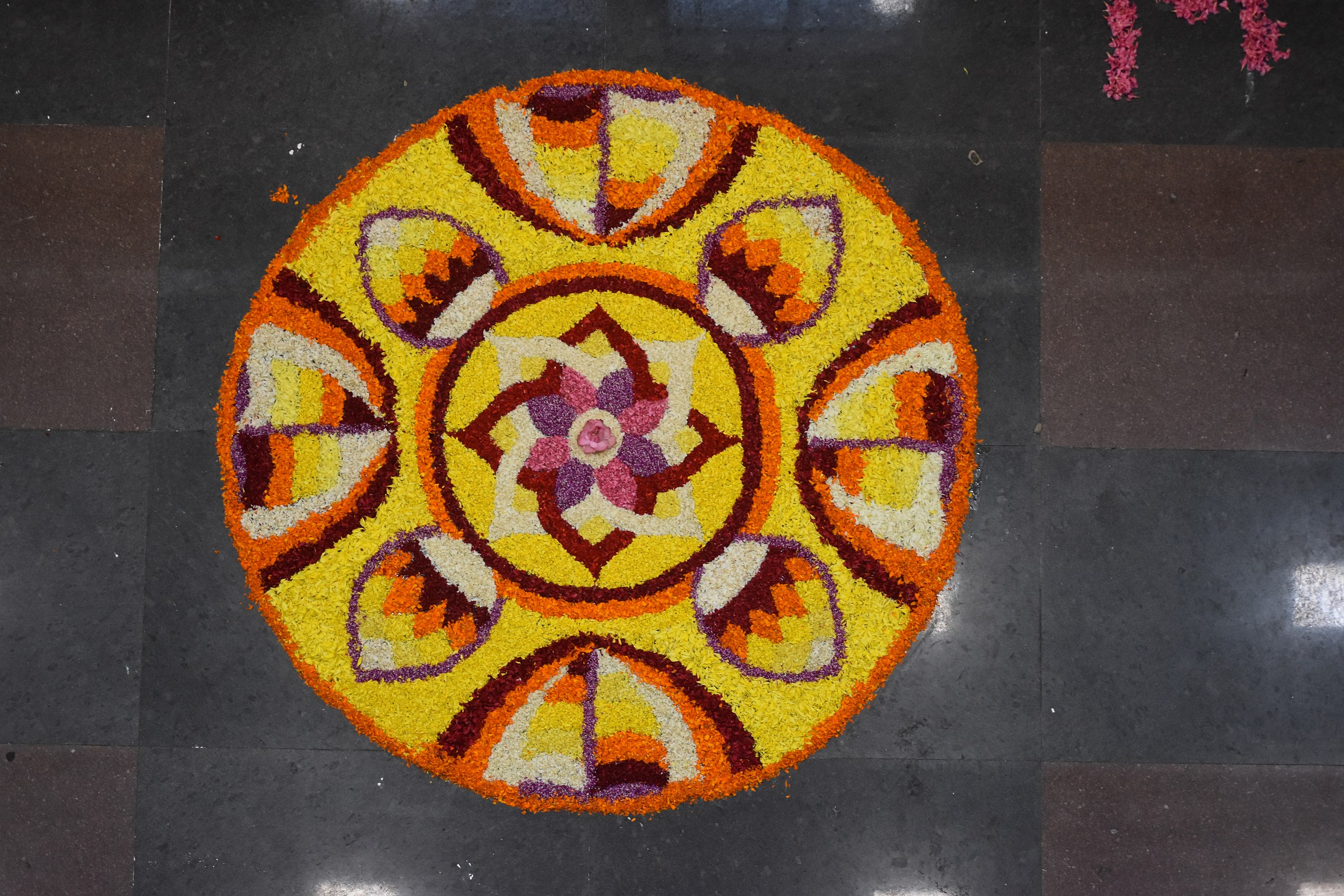 Making of 'Kathakali' Pookkalam that Graced Onam Celebrations | Naviiina -  IIITB