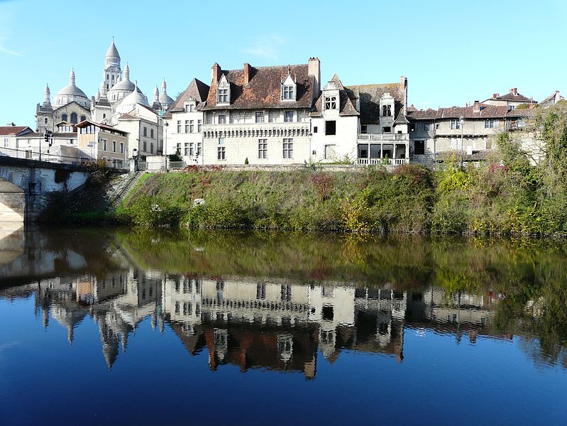 File:Périgueux maisons des quais (7).JPG