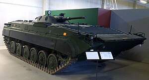 Bmp-1: Historia, Besättning, Transport