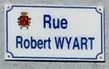 Фотография дорожного знака, сделанная в городе Этапль - rue Robert Wyart.jpg