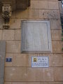 Placa conmemorando el lugar donde se alojó Agustín Argüelles durante su destierro en Alcudia.JPG