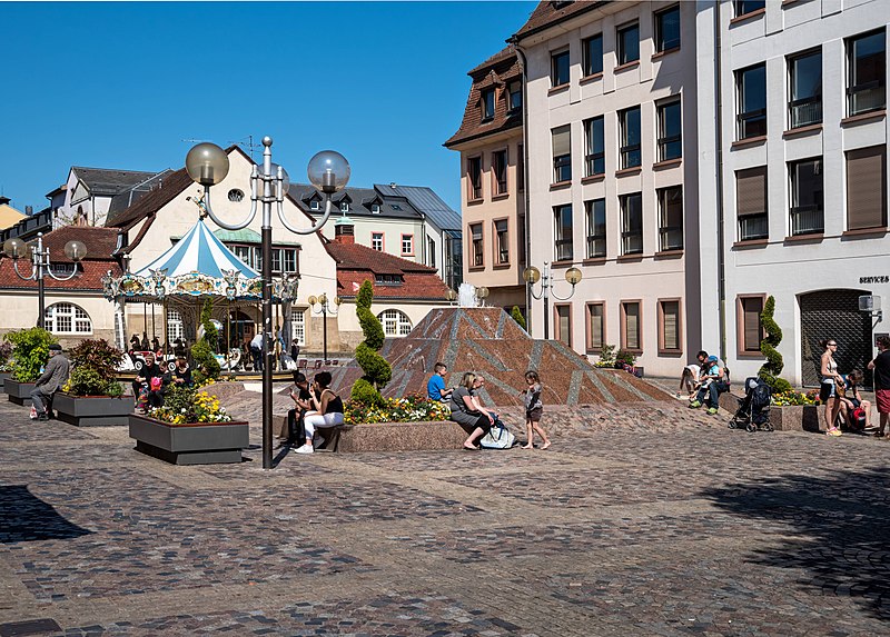 File:Place de la Mairie (Colmar) jm01547.jpg