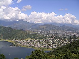 Pokhara vanaf de vredesstoepa