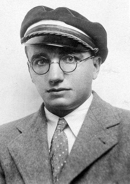 File:Portrait, man, glasses Fortepan 7974.jpg