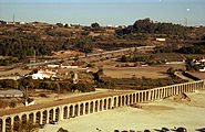 Portugalia Obidos XVI w akweduktTemplate:WM-PL-scan