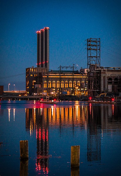 File:Power Station at night.jpg