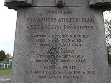 Plaquette ter herdenking van de eerste drie voorzitters van de Amiens Athlétic Club