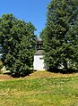 Čeština: Kaple skrytá mezi lipami v Ptýrovci, části Ptýrova English: Chapel in Ptýrovec, part of Ptýrov village, Czech Republic