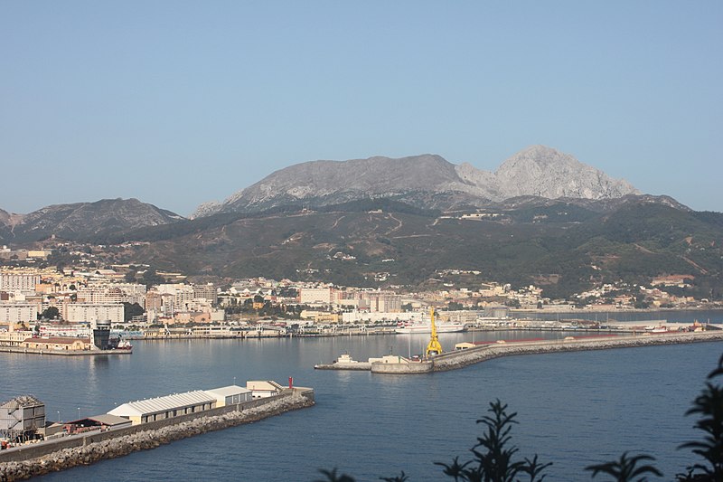 File:Puerto de Ceuta - panoramio.jpg