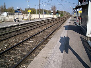 Gare du Vert-Galant railway station in Villepinte, France