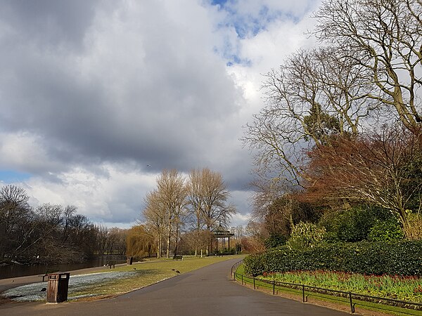 Image: Regent's Park in the "Beast from the East" snowstorm (25825917507)