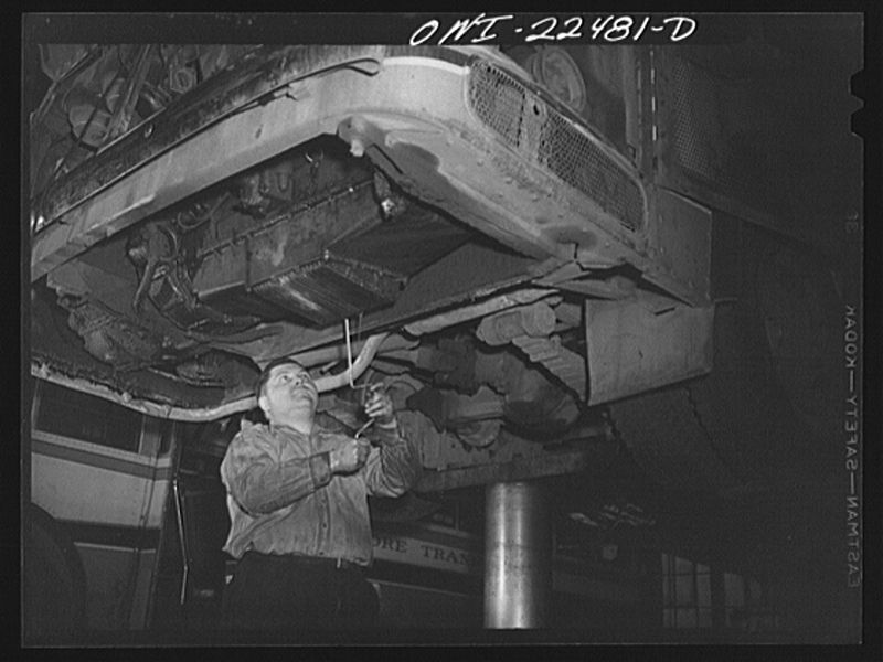 File:Repairing a bus at the Washington terminal8d16185v.jpg