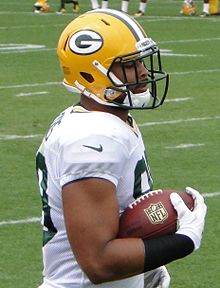 Rodgers with the Green Bay Packers in 2014 Richard Rodgers Cropped.jpg