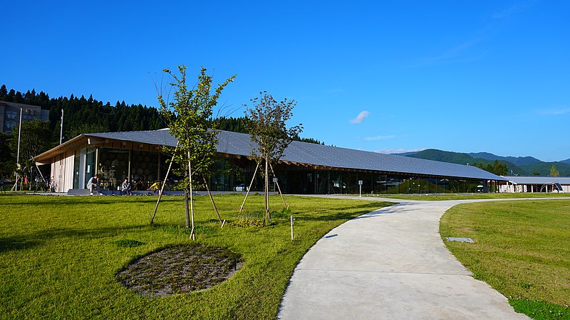 File:Roadside Station Oyu 20180915c.jpg