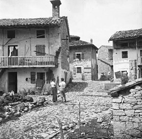 Robidišče (središče vasi) 1951.jpg