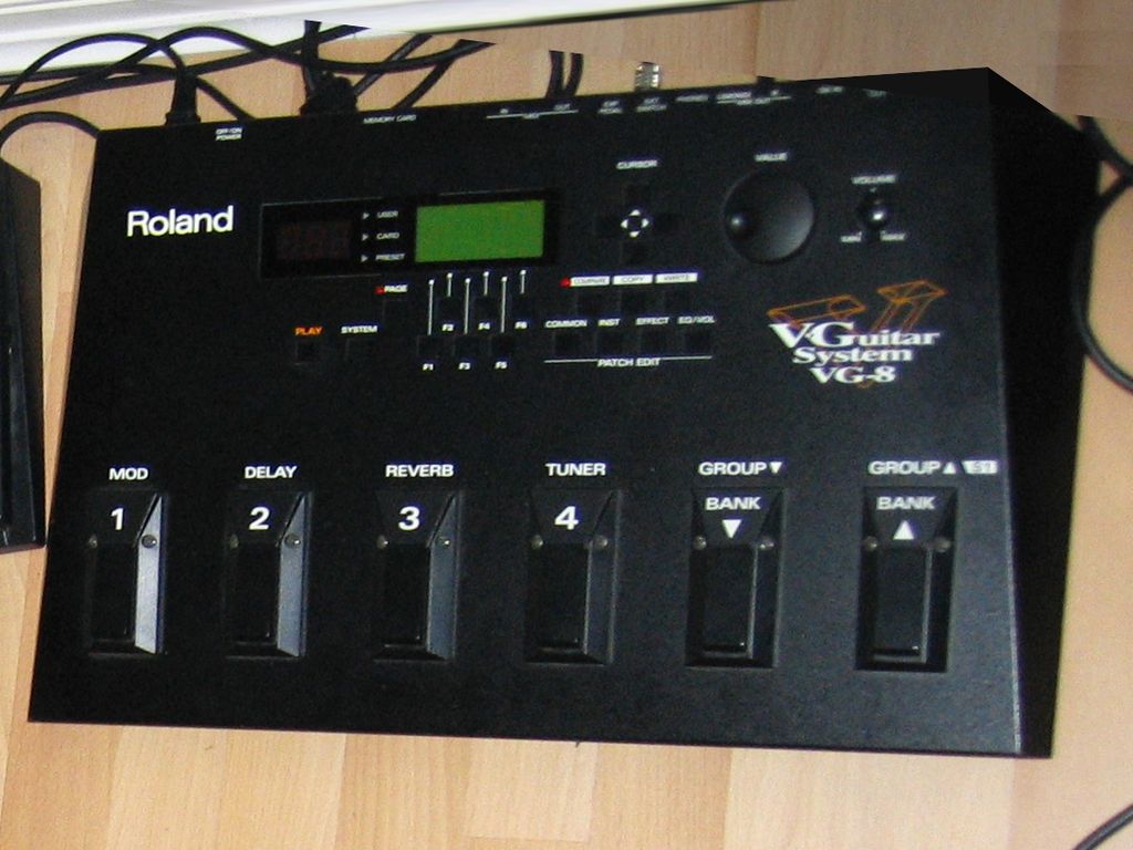 File:Roland VG-8EX V-Guitar System.jpg - Wikimedia Commons