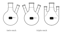 Twin- and triple-neck types Round bottom flasks en 2.svg