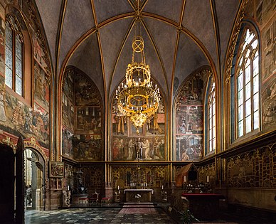 Capela de São Venceslau, na Catedral de Praga, República Tcheca (1356–1367)